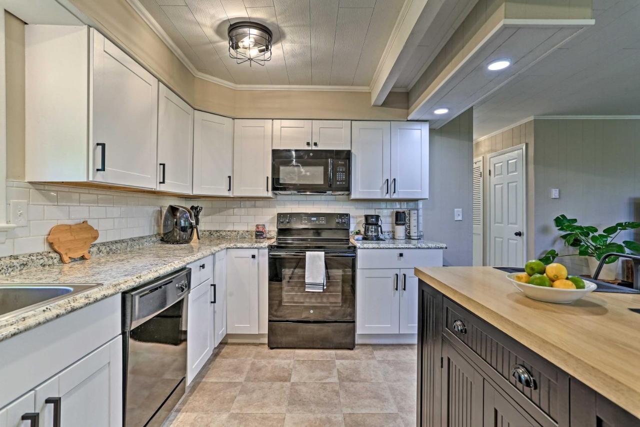 Modern East Stroudsburg Home With Deck And Gas Grill! Dış mekan fotoğraf